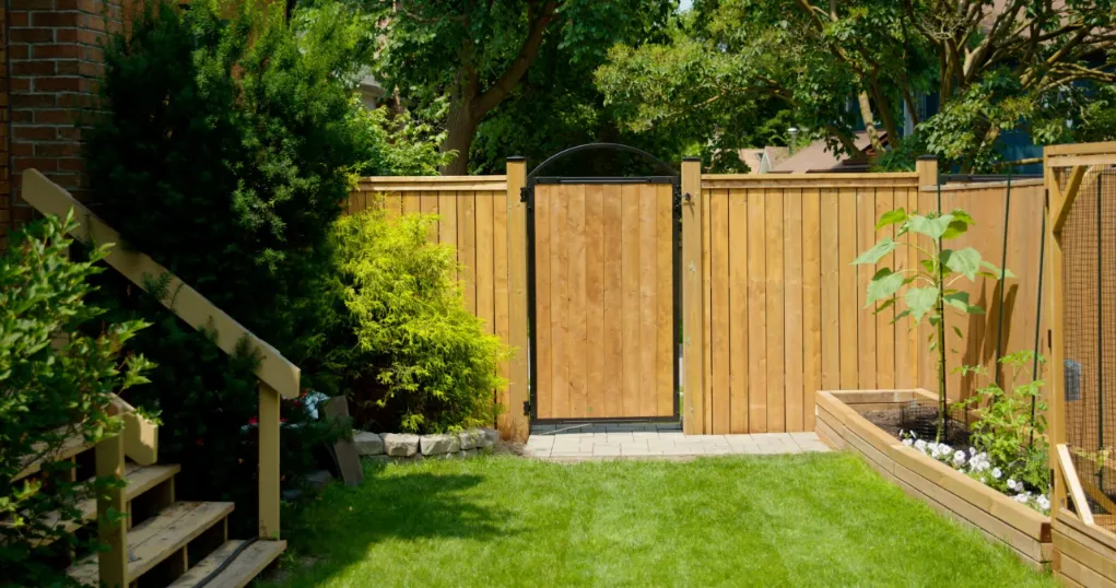 Expert wood fence service for homes in Roberts, MT by D-Rock Boyz