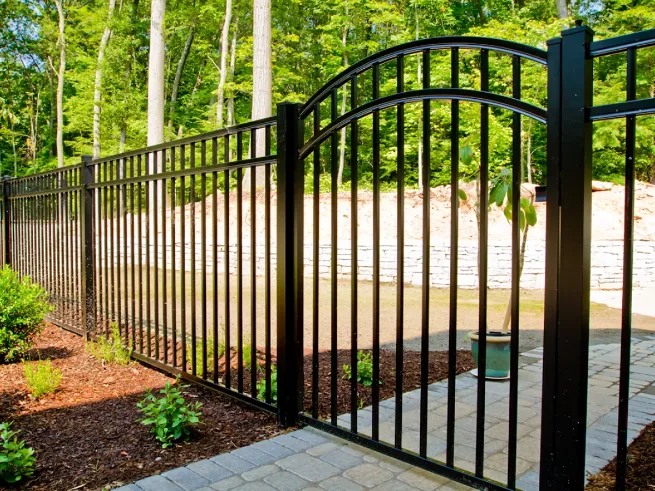 Trusted vinyl fence installation experts serving Roberts, MT - D-Rock Boyz