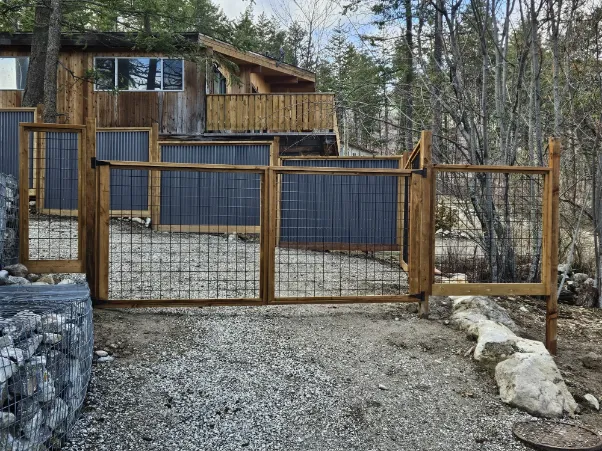 Local vinyl fence installation for homes in Roberts, MT by D-Rock Boyz